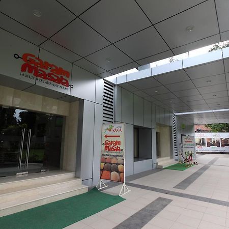 Motel Visava Mahad Bagian luar foto
